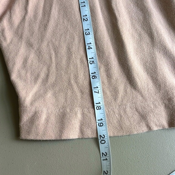 VUORI cropped crewneck pullover oversized dream knit halo athletic sweatshirt - Picture 5 of 6